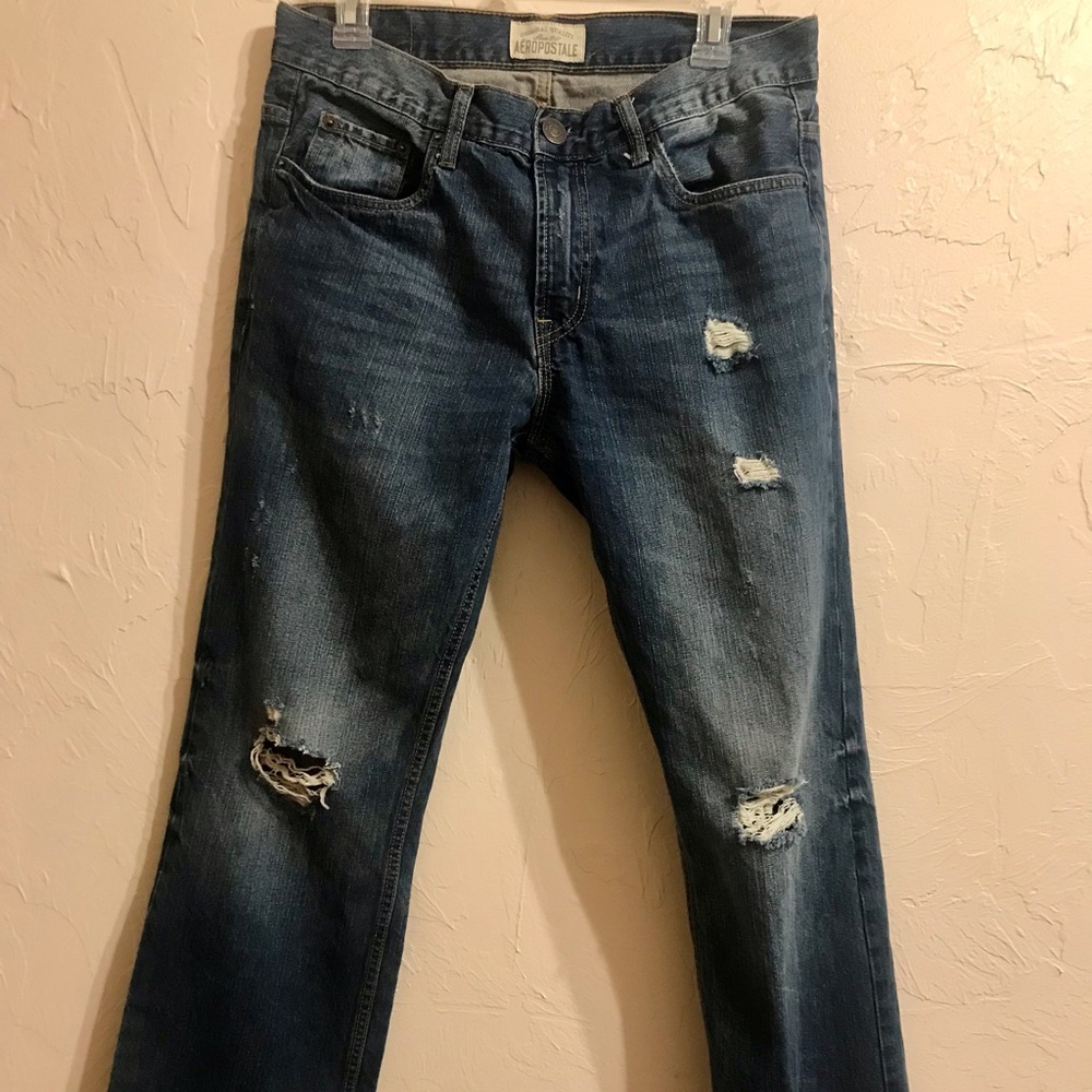 Men’s Aeropostale Distressed Jeans 32/34 Straight cut Clean Flawless Smoke free